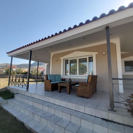 Fina'S House Villa Corinth Exteriör bild